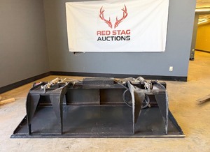 lot 4183 image: Unused JCT 84 in Skid Steer Grapple Bucket