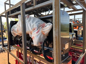 lot 4254 image: Unused TOPCAT Skid Steer Snow Blower