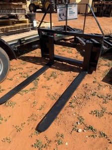 lot 4267 image: Unused Mower King Skid Steer Forks