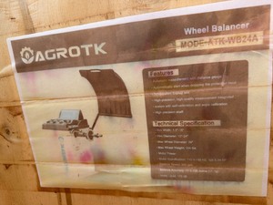 lot 4277 image: Unused AGT Tire Balancer