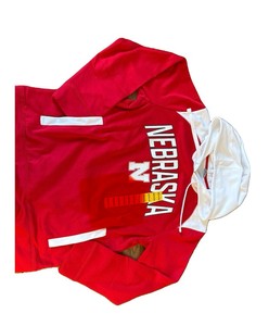 lot 2589 image: CSSA Nebraska fleece hoodie with pockets ladies size large