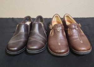 lot 229 image: Two Pairs of Womens Size 9 Clarks Brown Leather Comfort Slip-On Shoes - both very good condition