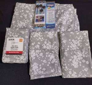 lot 357 image: Mainstays Gray with White Floral Queen Size Top Sheet and matching Pillowcases (very good condition) and a BedBand Sheet Holder package