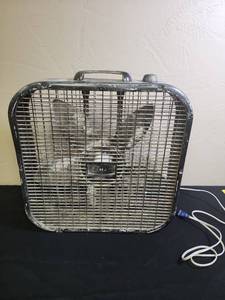 lot 385 image: 20 Galaxy 3 Speed Box Fan - blows good but has a little noise - has white paint and a lot of dirt on it, would need a good cleaning.  Make a good garage fan.