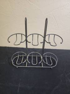 lot 394 image: Black Metal Table Top Mug Stand - good condition, just needs a little dusting
