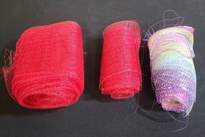 lot 432 image: Decorative Mesh Ribbon Rolls
