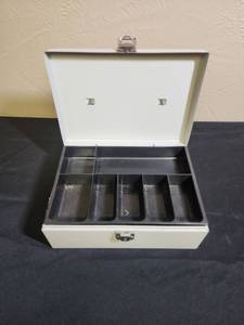 lot 449 image: Metal Cash Box with Compartments no key - has some dirt stuck to the top, might come off with some cleanerelbow grease
