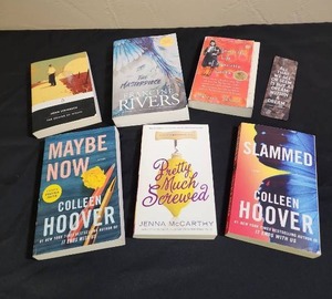 lot 471 image: Popular Contemporary Fiction Book Collection - Colleen Hoover, Francine Rivers and more