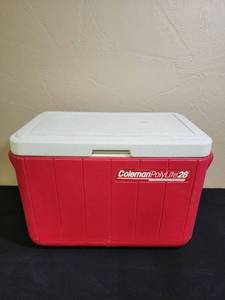 lot 495 image: Coleman PolyLite 28 Red Cooler - needs cleaned inside