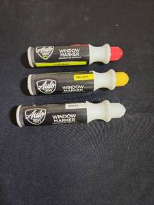 lot 543 image: Auto Drive Window Markers Set of 3 - Red, Yellow, White