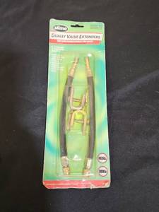 lot 545 image: Slime Dually Valve Extenders for Trucks & RVs - new in package