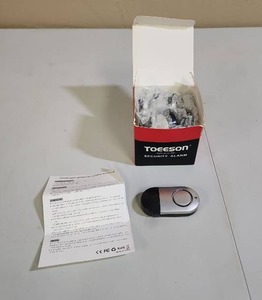 lot 560 image: Toeeson Door and Window Security Alarms - open box - has 6 of the alarms, but only 5 of the sensors