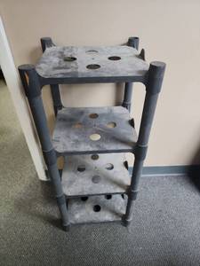 lot 585 image: Plastic Square Four Tier Shelf - has heavy dirtdust on it and needs a good cleaning - see photos for measurements
