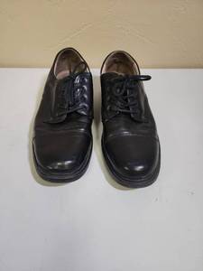 lot 625 image: Merona Size 10.5 Mens Black Leather Cap Toe Oxford Dress Shoes - good condition