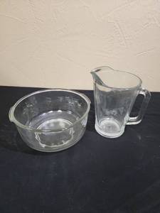 lot 668 image: Clear Glass Mixing Bowl (Electric Stand Mixer Base Compatible) and a Glass Pitcher (pitcher needs a good clean with some vinegar to shine it up)
