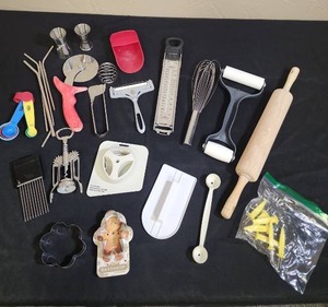 lot 690 image: Mixed Kitchen Utensils and Baking Tools - Wood Rolling PIn, Whisk, Cheese Cutter, measuring spoons, cookie cutters and more