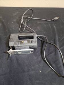 lot 235 image: Black & Decker Electric Jigsaw 2.2A Variable Speed