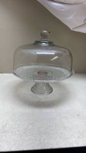 lot 425 image: Crystal Cake Stand with Dome Cover