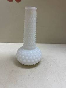 lot 431 image: Milk Glass Hobnail Bud Vase
