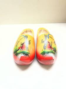 lot 451 image: Small Dutch Wooden Clogs with Windmill Scene