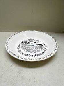 lot 492 image: Royal China Armadillo Pie Recipe Plate