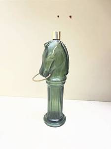 lot 507 image: Avon Horse Head Glass Decanter