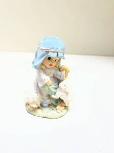 lot 517 image: Shepherd with Sheep Figurine