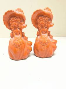 lot 524 image: Orange Ceramic Southern Belle Figurines