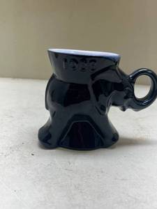 lot 556 image: Frankoma 1980 Elephant Head Ceramic Mug