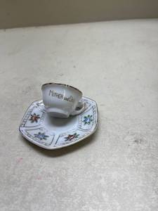 lot 571 image: Mother and Dad Commemorative Tea Cup and Saucer Set