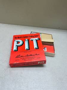 lot 586 image: PIT Trading Card Game Parker Brothers