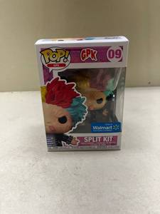 lot 596 image: Funko Pop GPK Split Kit #09 Walmart Exclusive Garbage Pail Kids