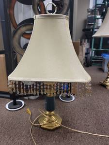 lot 3290 image: Crystal Beaded Table Lamp with Cream Shade