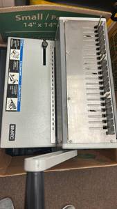 lot 3827 image: IBMATIC Manual Comb Binding Machine