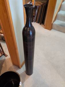 lot 2602 image: Tall Black Hammered Metal Floor Vase approx 38 inches tall
