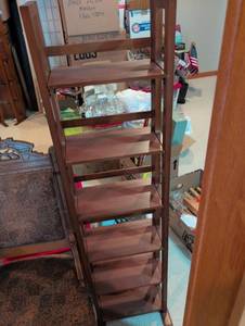 lot 2603 image: Tall Brown Wooden Ladder Display Shelf Unit 18x10x40