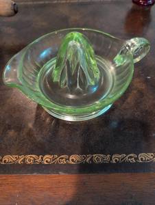 Green Uranium Glass Juicer