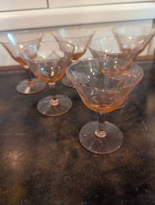 lot 2616 image: Pink Depression Glass Cocktail Glasses Set of 6