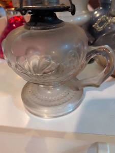 lot 2621 image: Clear Glass Oil Lamp with Decorative Base