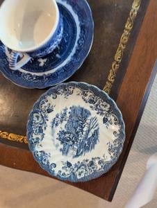 lot 2633 image: Johnson Brothers Blue Willow Coaching Scene Tea Set