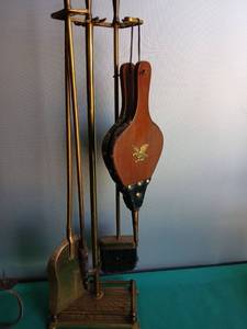 lot 9099 image: Brass Fireplace Tool Set with Eagle Design