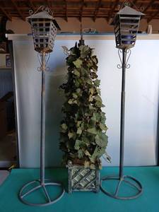 lot 9100 image: Decorative Metal Lantern Set with Grape Vine Arrangement