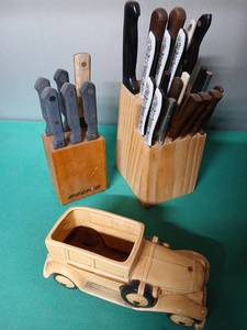 lot 9135 image: Kitchen Knife Sets with Wooden Blocks and Ceramic Pickup Truck Planter - Retail $25