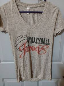 lot 9149 image: Womens Casual T-Shirt and Tank Top Bundle - Retail $8