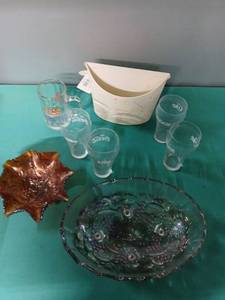 lot 9189 image: Mixed Glassware Collection with Bowls and Coca-Cola Glasses - Retail $25