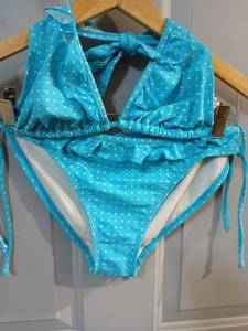 lot 9208 image: Womens Swimwear Two Piece Bikini Set Bundle - Retail $15