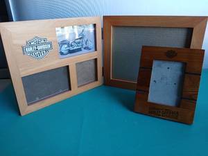 lot 9225 image: Harley-Davidson Wooden Picture Frames Set - Retail $25