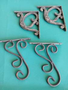 lot 9228 image: Cast Iron Decorative Shelf Brackets with Floral Design - Retail $25