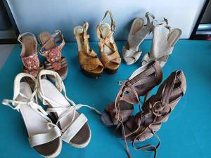 lot 9243 image: Mixed Lot of Womens High Heel Sandals and Platform Shoes - Retail $15