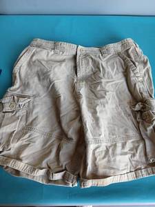 lot 9271 image: Mens Shorts Bundle - Faded Glory Cargo & Athletic Shorts Size 38 - Retail $8